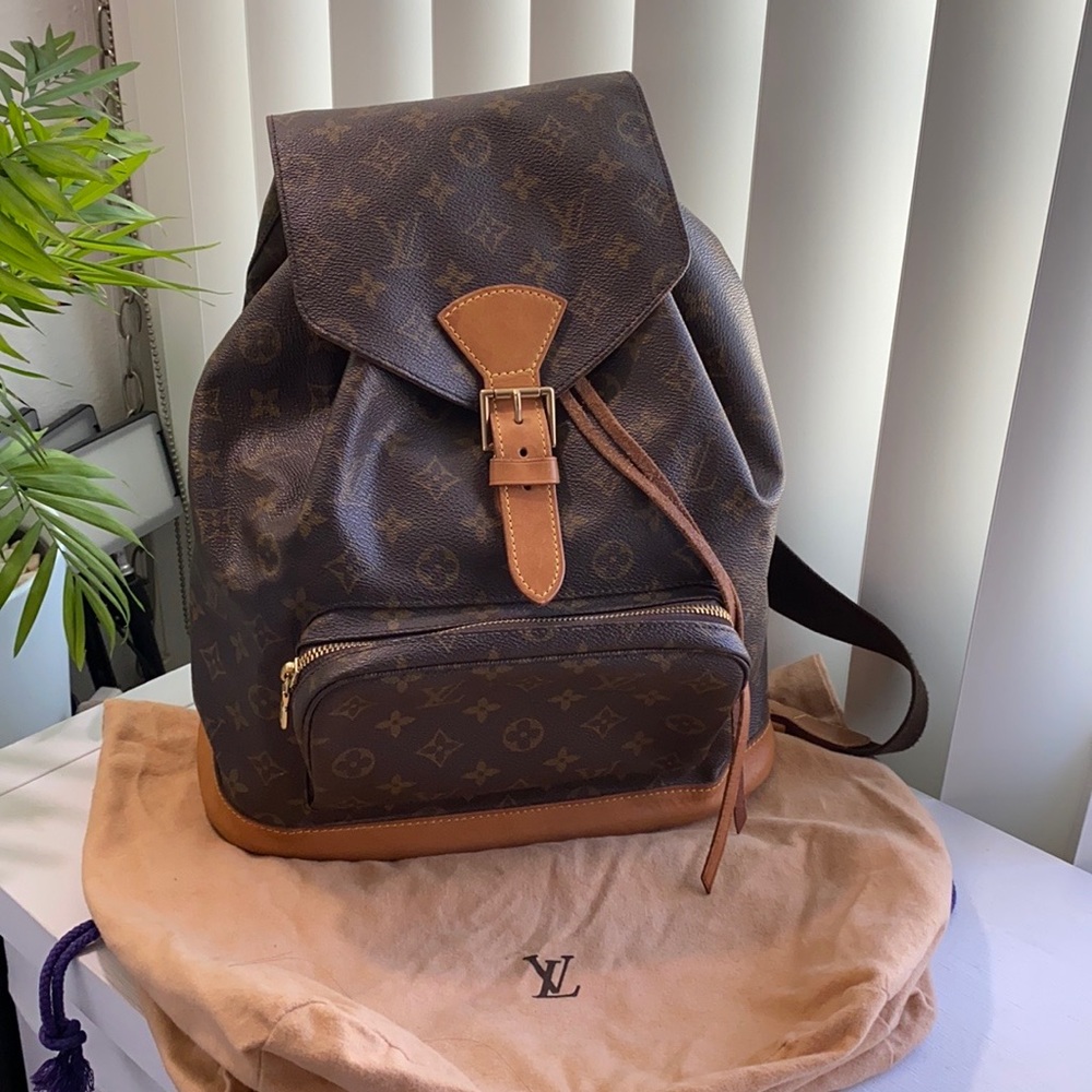 Authentic Louis Vuitton Montsouris GM in Mono